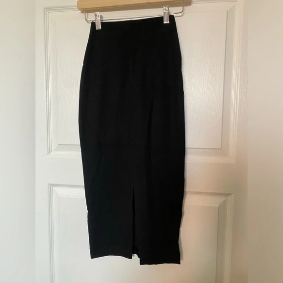 Babaton Pencil Skirt with Slit - Picture 2 of 4